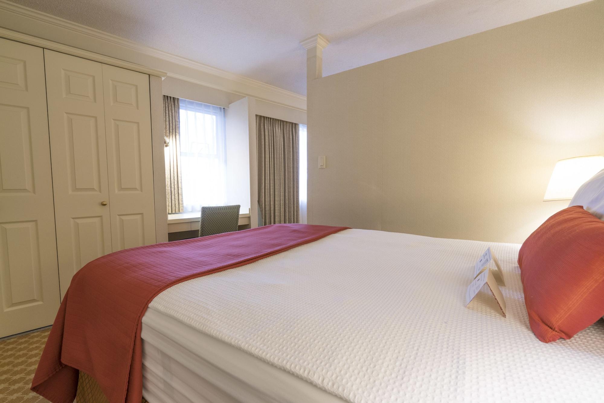 Royal Scot Hotel & Suites Victoria Luaran gambar
