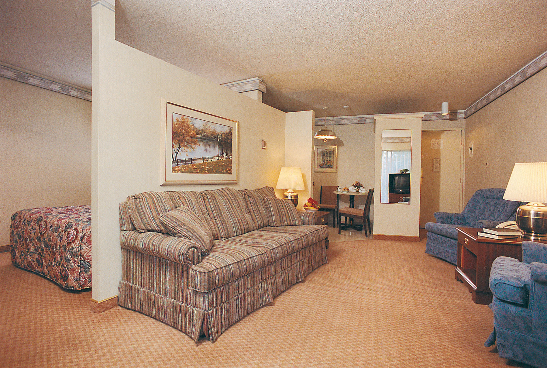Royal Scot Hotel & Suites Victoria Luaran gambar