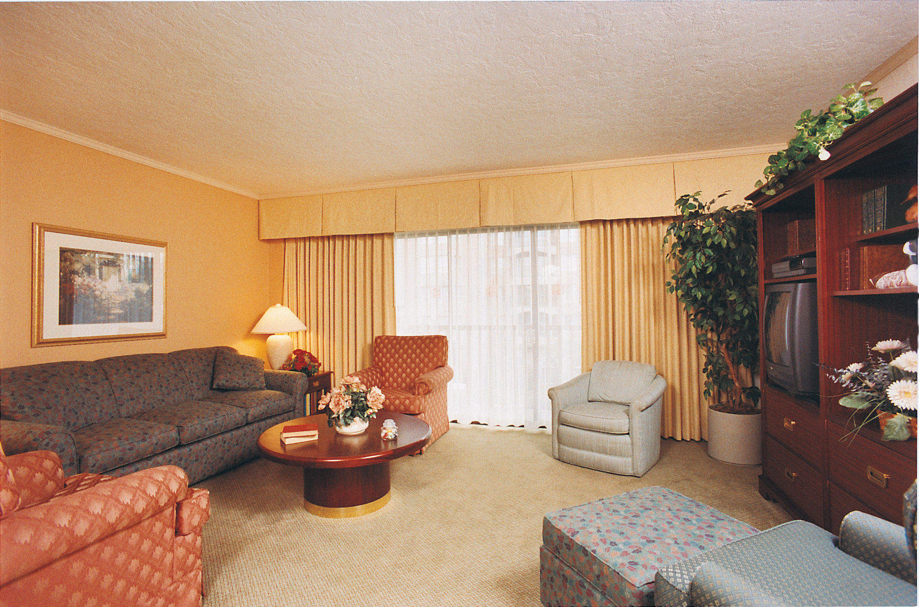 Royal Scot Hotel & Suites Victoria Bilik gambar